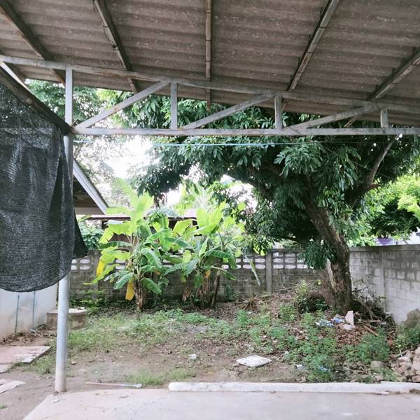 ขายบ้าน 2ชั้น พร้อมที่ดิน มีโรงจอดรถ อ.ห้างฉัตร จ.ลำปาง พร้อมเฟอร์นิเจอร์ชุดไม้สักของแท้